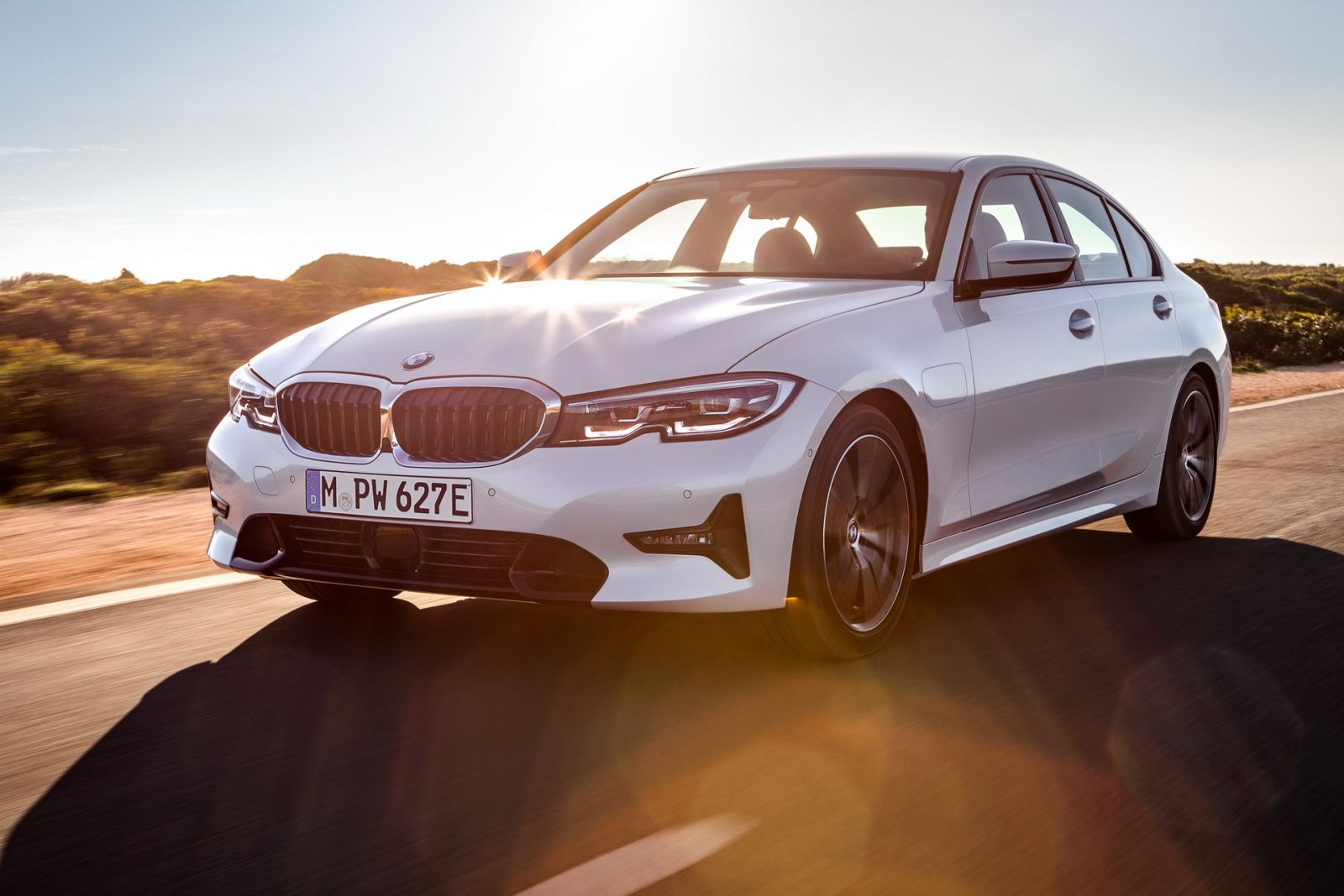 330e hybrid outlet bmw